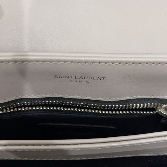 YSL LOULOU TOY BAG IN MATELASSÉ "Y" LEATHER - Picture 7 of 10